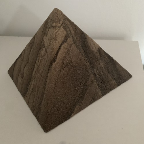 Tierurne katze pyramide - katze,
