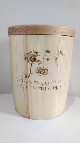 Holzurne esche mit - esche,